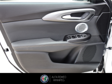 2026 ALFA ROMEO Tonale Veloce  at Alfa Romeo of Winnipeg Winnipeg Manitoba thumbnail 13