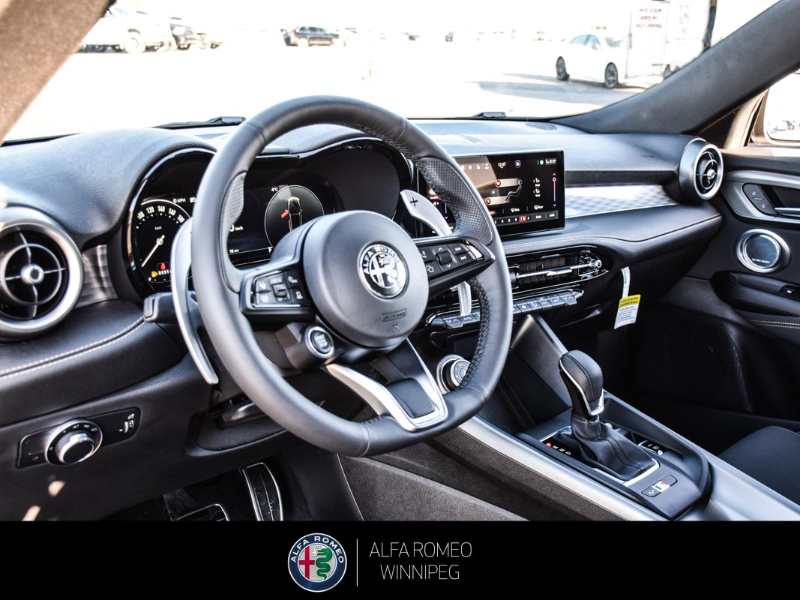 2025 ALFA ROMEO Tonale   at Alfa Romeo of Winnipeg Winnipeg Manitoba (Image 14/26)