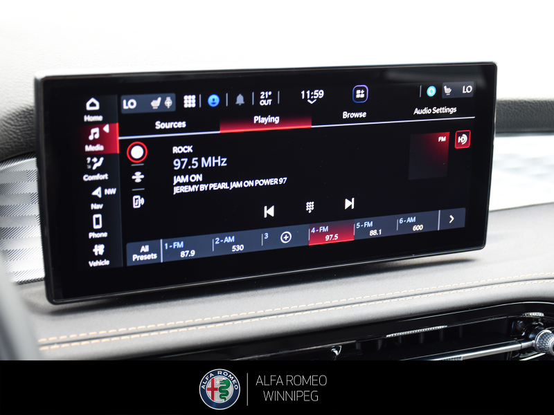 2026 ALFA ROMEO Tonale Veloce at Alfa Romeo of Winnipeg Winnipeg Manitoba (Image 25/27)