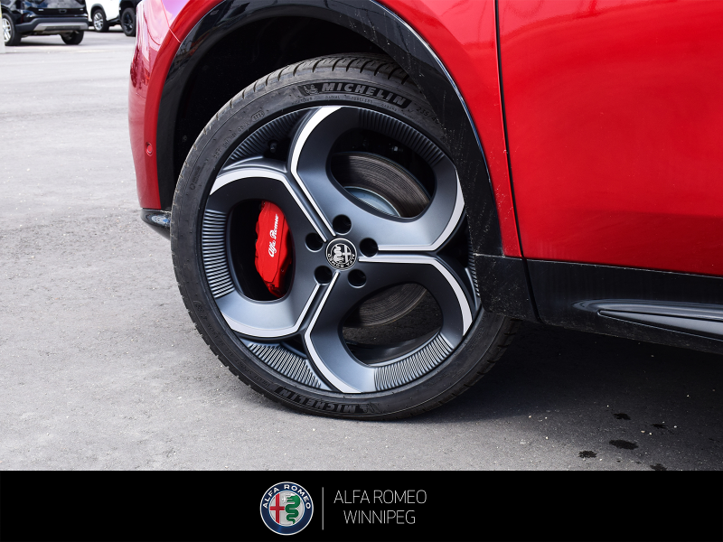 2026 ALFA ROMEO Tonale Veloce at Alfa Romeo of Winnipeg Winnipeg Manitoba (Image 11/27)
