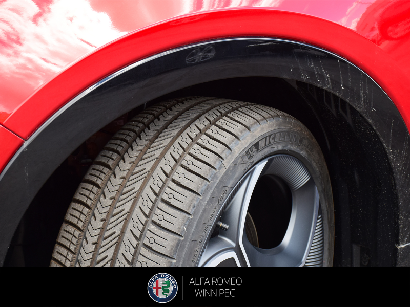 2026 ALFA ROMEO Tonale Veloce at Alfa Romeo of Winnipeg Winnipeg Manitoba (Image 12/27)