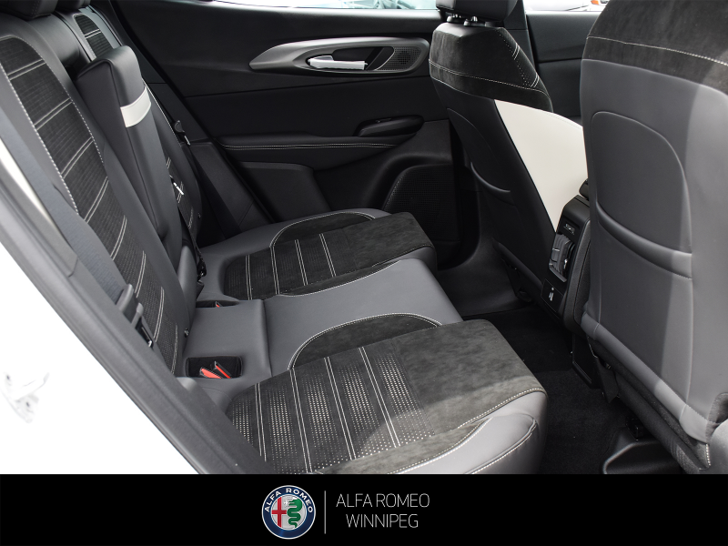 2026 ALFA ROMEO Tonale Speciale  at Alfa Romeo of Winnipeg Winnipeg Manitoba (Image 22/24)