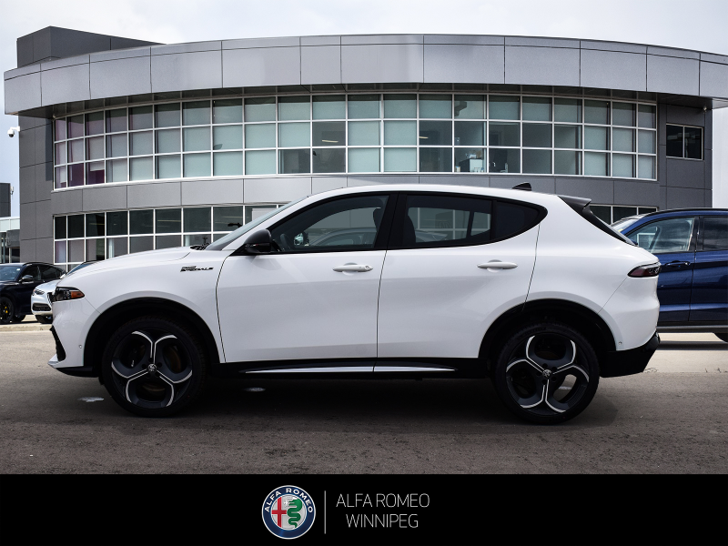 2026 ALFA ROMEO Tonale Speciale  at Alfa Romeo of Winnipeg Winnipeg Manitoba (Image 2/24)