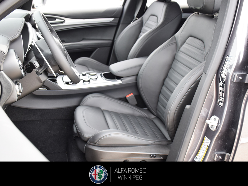 2025 ALFA ROMEO Stelvio   at Alfa Romeo of Winnipeg Winnipeg Manitoba (Image 18/27)