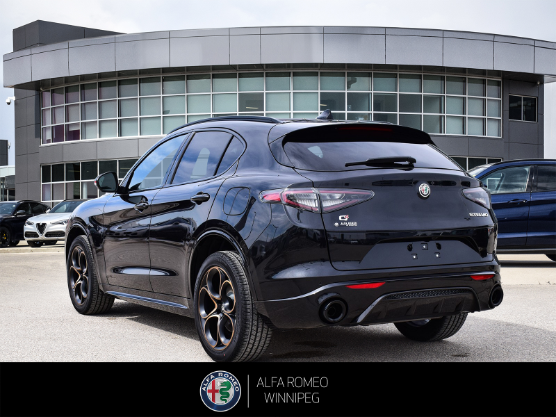 2025 ALFA ROMEO Stelvio Intensa at Alfa Romeo of Winnipeg Winnipeg Manitoba (Image 4/27)