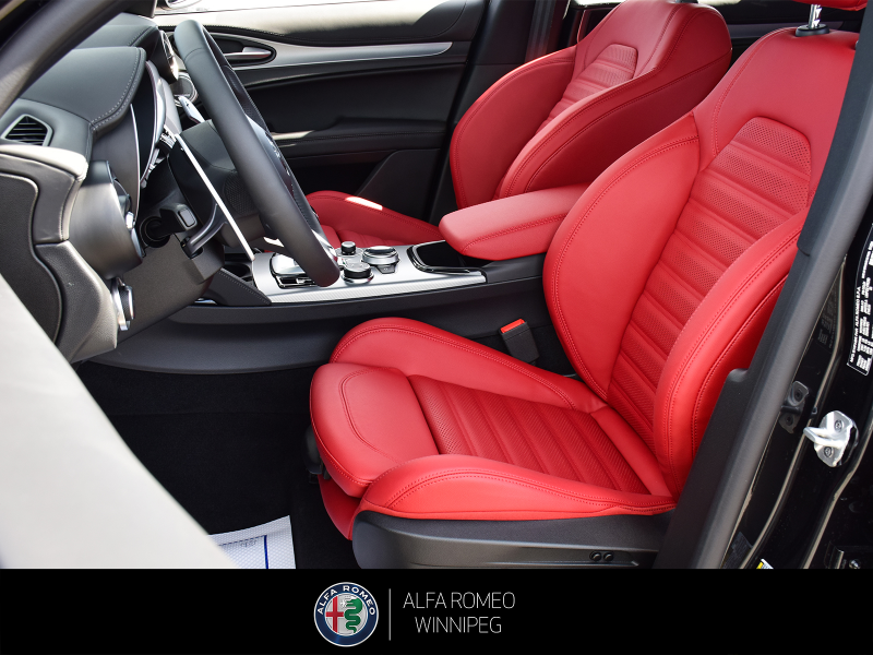 2026 ALFA ROMEO Stelvio at Alfa Romeo of Winnipeg Winnipeg Manitoba (Image 18/26)