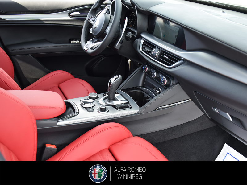 2026 ALFA ROMEO Stelvio at Alfa Romeo of Winnipeg Winnipeg Manitoba (Image 23/26)