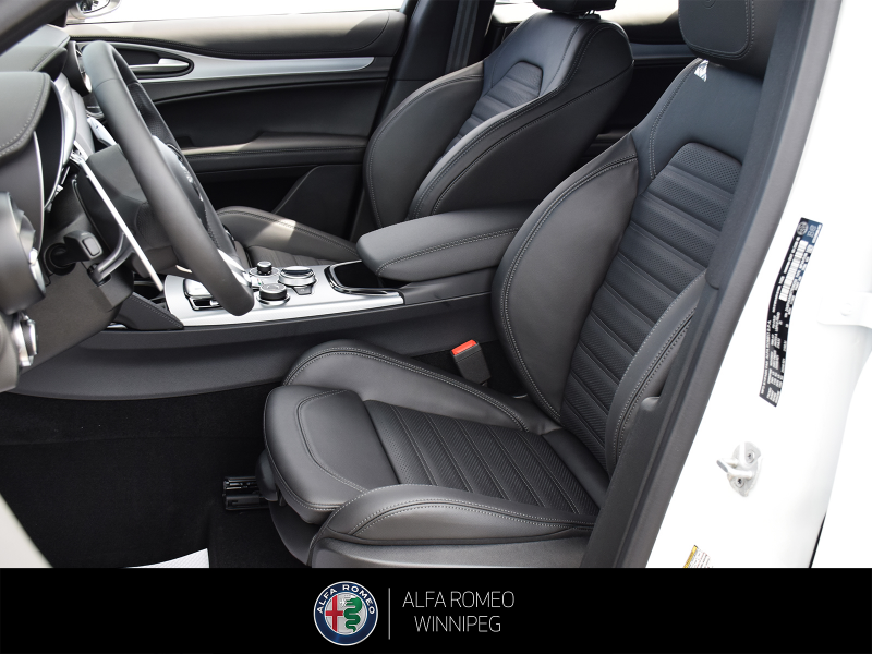 2026 ALFA ROMEO Stelvio at Alfa Romeo of Winnipeg Winnipeg Manitoba (Image 18/27)