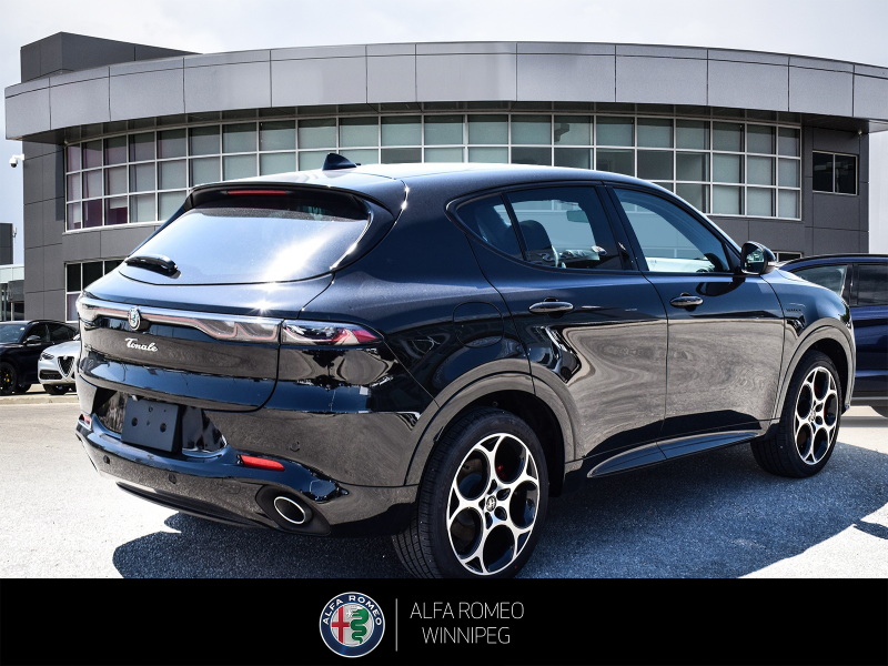2025 ALFA ROMEO Tonale EAWD (PHEV) at Alfa Romeo of Winnipeg Winnipeg Manitoba (Image 5/24)
