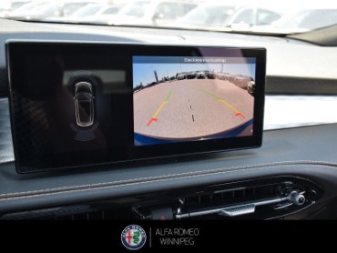 2025 ALFA ROMEO Tonale EAWD (PHEV)   at Alfa Romeo of Winnipeg Winnipeg Manitoba thumbnail 23