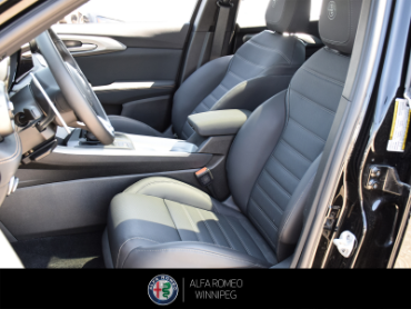 2025 ALFA ROMEO Tonale EAWD (PHEV)   at Alfa Romeo of Winnipeg Winnipeg Manitoba thumbnail 15