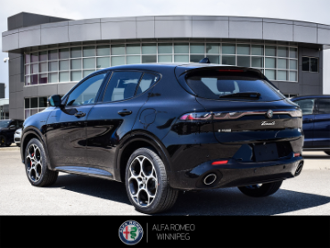 2025 ALFA ROMEO Tonale EAWD (PHEV)   at Alfa Romeo of Winnipeg Winnipeg Manitoba thumbnail 3
