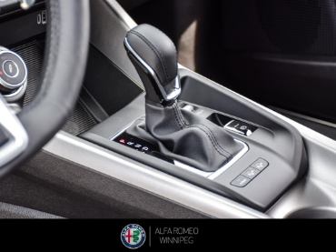2025 ALFA ROMEO Tonale EAWD (PHEV) Veloce  at Alfa Romeo of Winnipeg Winnipeg Manitoba thumbnail 16