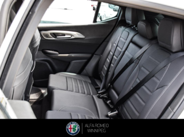 2025 ALFA ROMEO Tonale EAWD (PHEV) Veloce  at Alfa Romeo of Winnipeg Winnipeg Manitoba thumbnail 18
