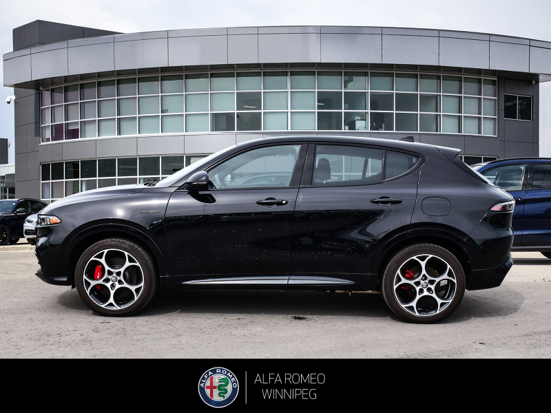 2025 ALFA ROMEO Tonale EAWD (PHEV) Veloce at Alfa Romeo of Winnipeg Winnipeg Manitoba (Image 2/23)