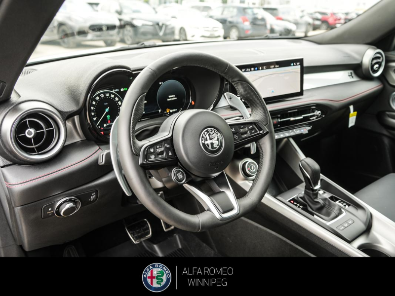 2025 ALFA ROMEO Tonale EAWD (PHEV) Tributo  at Alfa Romeo of Winnipeg Winnipeg Manitoba (Image 14/32)