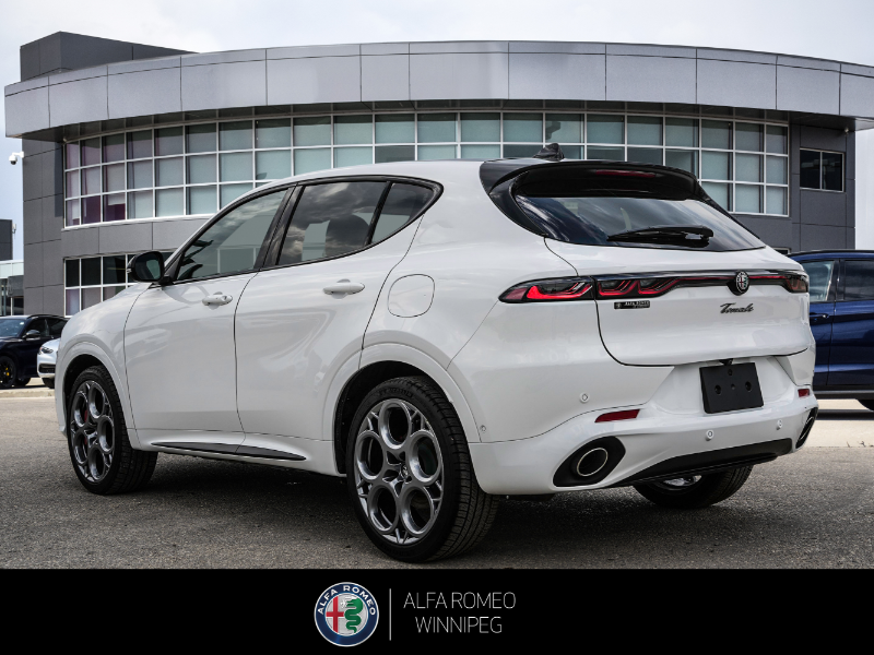 2025 ALFA ROMEO Tonale EAWD (PHEV) Tributo  at Alfa Romeo of Winnipeg Winnipeg Manitoba (Image 4/32)