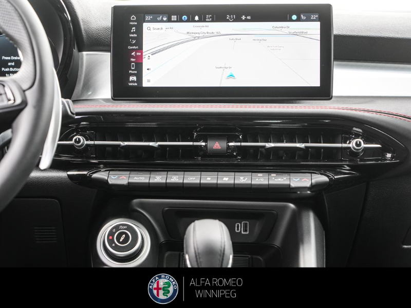 2025 ALFA ROMEO Tonale EAWD (PHEV) Tributo  at Alfa Romeo of Winnipeg Winnipeg Manitoba (Image 30/32)