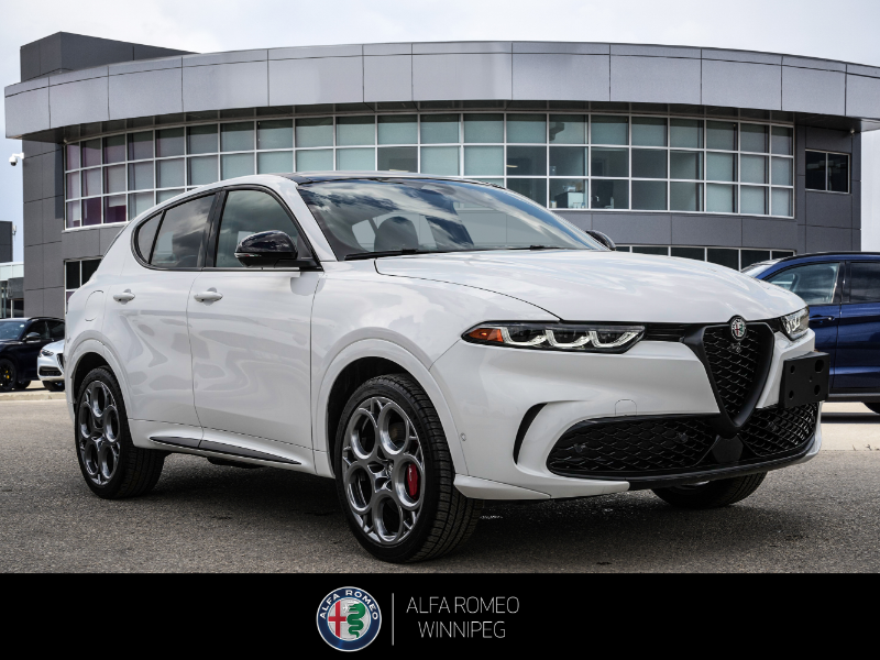 2025 ALFA ROMEO Tonale EAWD (PHEV) Tributo  at Alfa Romeo of Winnipeg Winnipeg Manitoba (Image 8/32)