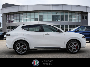 2025 ALFA ROMEO Tonale EAWD (PHEV) Tributo  at Alfa Romeo of Winnipeg Winnipeg Manitoba thumbnail 7