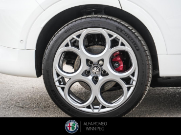 2025 ALFA ROMEO Tonale EAWD (PHEV) Tributo  at Alfa Romeo of Winnipeg Winnipeg Manitoba thumbnail 13