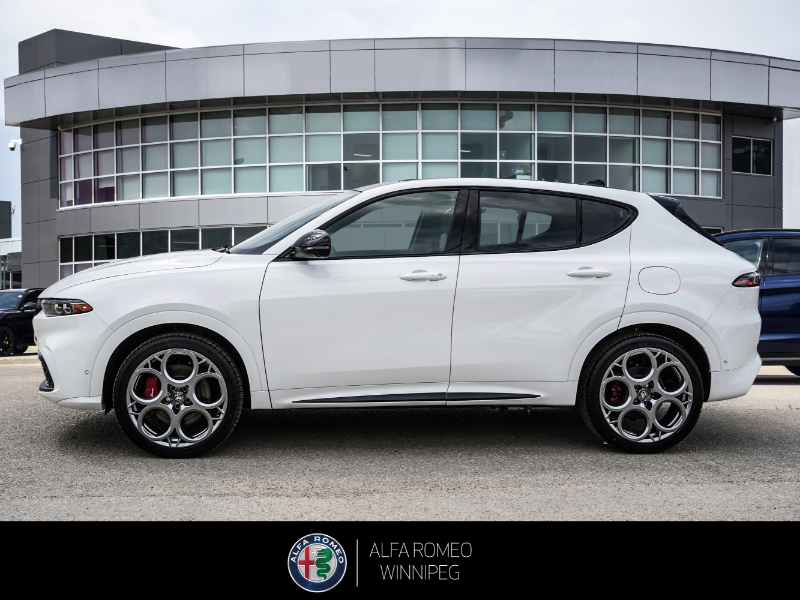 2025 ALFA ROMEO Tonale EAWD (PHEV) Tributo  at Alfa Romeo of Winnipeg Winnipeg Manitoba (Image 3/32)